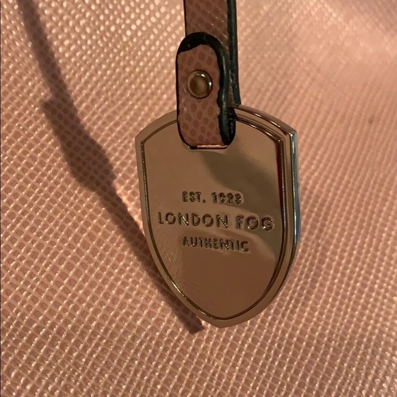 London Fog Large Pink Tote - Picture 3 of 13